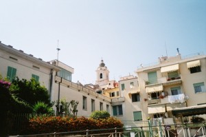Bordighera. Vor der Altstadt. Urlaub an der italienischen Riviera im Hotel Villa Elisa in Bordighera an der Blumenriviera