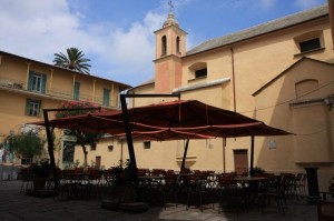 Bordighera. Altstadt. Urlaub an der italienischen Riviera im Ferienhaus bei Dolceacqua in Ligurien