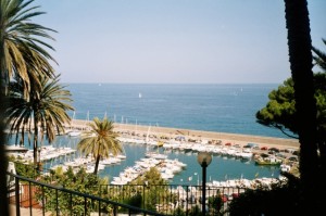 Bordighera der Hafen. Urlaub in Ligurien an der italienischen Riviera