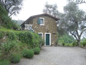 Ferienhaus Casa Rochin bei Dolceacqua in Ligurien. Urlaub an der italienischen Riviera