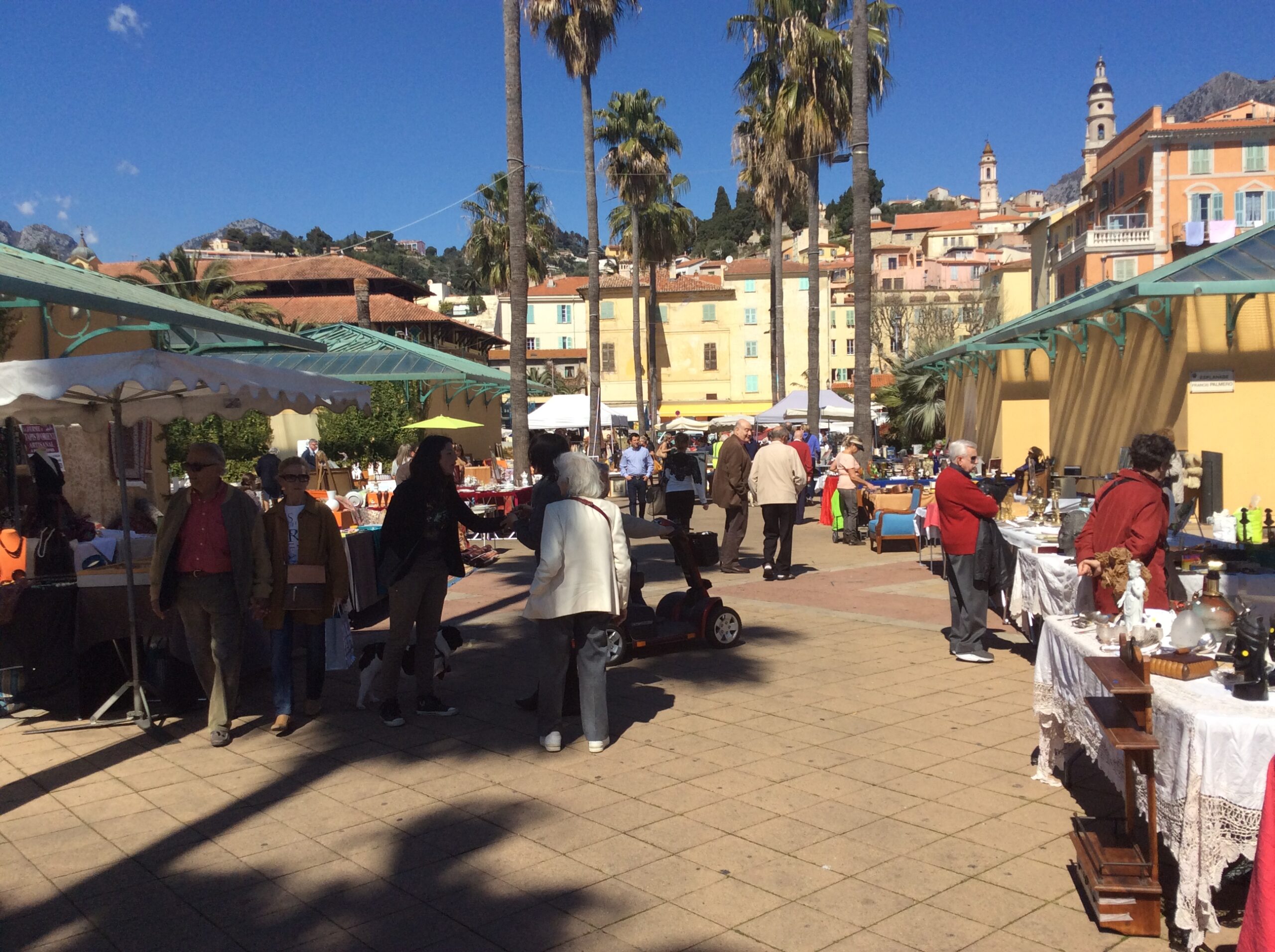 Der Freitagsmarkt in Menton an der Côte d'Azur