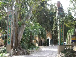 Menton. Botanischer Garten "Fontana Rosa". Urlaub an der italienischen Riviera in Ligurien