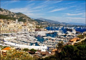 Monte Carlo. Port Hercule. Urlaub an der italienischen Riviera im Ferienhaus in Ligurien