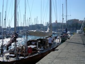 San Remo. Hafen. Im Urlaub an der italienischen Riviera in Ligurien im Ferienhaus Casa Rochin.