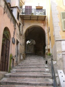 Roquebrune.Das mittelalterliche Dorf. Urlaub an der italienischen Riviera in Ligurien.