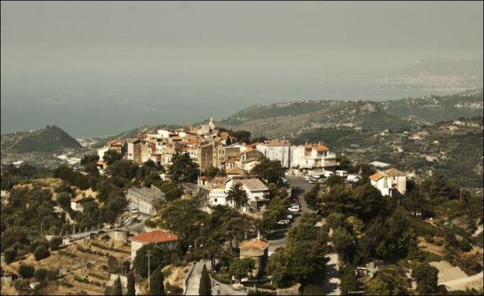 Seborga.Kleines Fürstentum im Hinterland der Riviera di Ponente