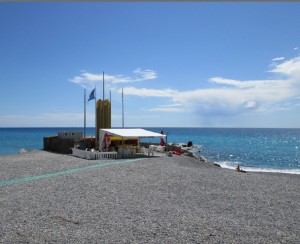 Vallecrosia am Strand. Urlaub an der Blumenriviera in Ligurien