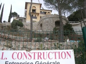 An der Promenade le Corbusier bei Menton, Urlaub an der Blumenriviera in Ligurien