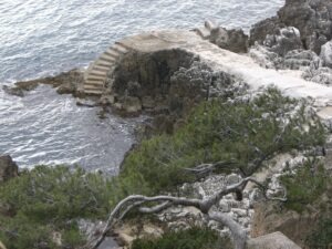 Von Menton nach Monaco. Promenade Le Corbusier. Urlaub in Ligurien an der italienischen Riviera