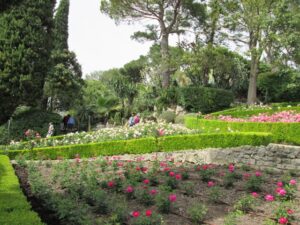 Villa Ephrussi de Rothschild. Der Rosengarten. Saint Jean Cap Ferrat an der Côte d'Azur