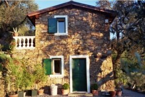Casa Rochin. Ferienhaus bei Dolceacqua in Ligurien Casa Rochin. Ferienhaus bei Dolceacqua in Ligurien