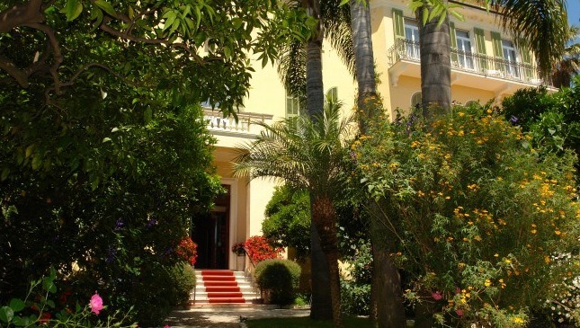 Hotel Villa Elisa. Boridghera. Urlaub an der Blumenriviera
