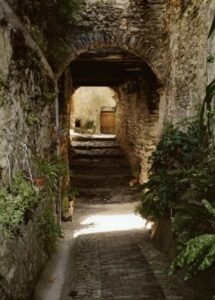 Triora. Gasse. Im Hinterland von San Remo an der italienischen Riviera 