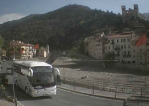 Dolceacqua an der Blumenriviera. Carugi in Fiore