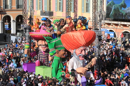 Nizza an der Côte d'Azur feiert Karneval
