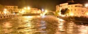 Hochwasser in Dolceacqua in Ligurien