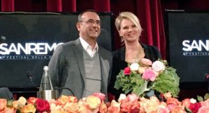 die Moderatoren Maria De Filippi und Carlo Conti