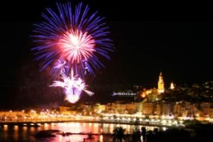 Menton. Feuerwerk Zitronenfest