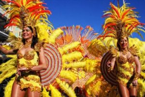 beim Zitronenfest in Menton